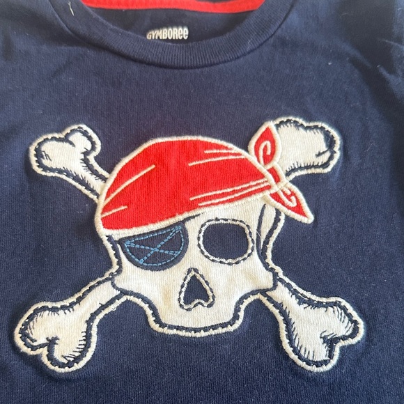 Gymboree - Navy Blue Pirate Skull Kids Short Sleeve T-Shirt - Picture 2 of 3